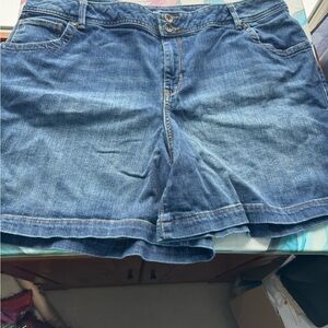 Lane Bryant jeans shorts size 20